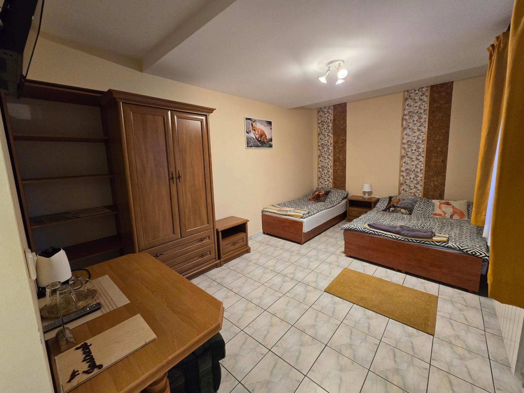Jastrzab Appartement Ropienka Buitenkant foto