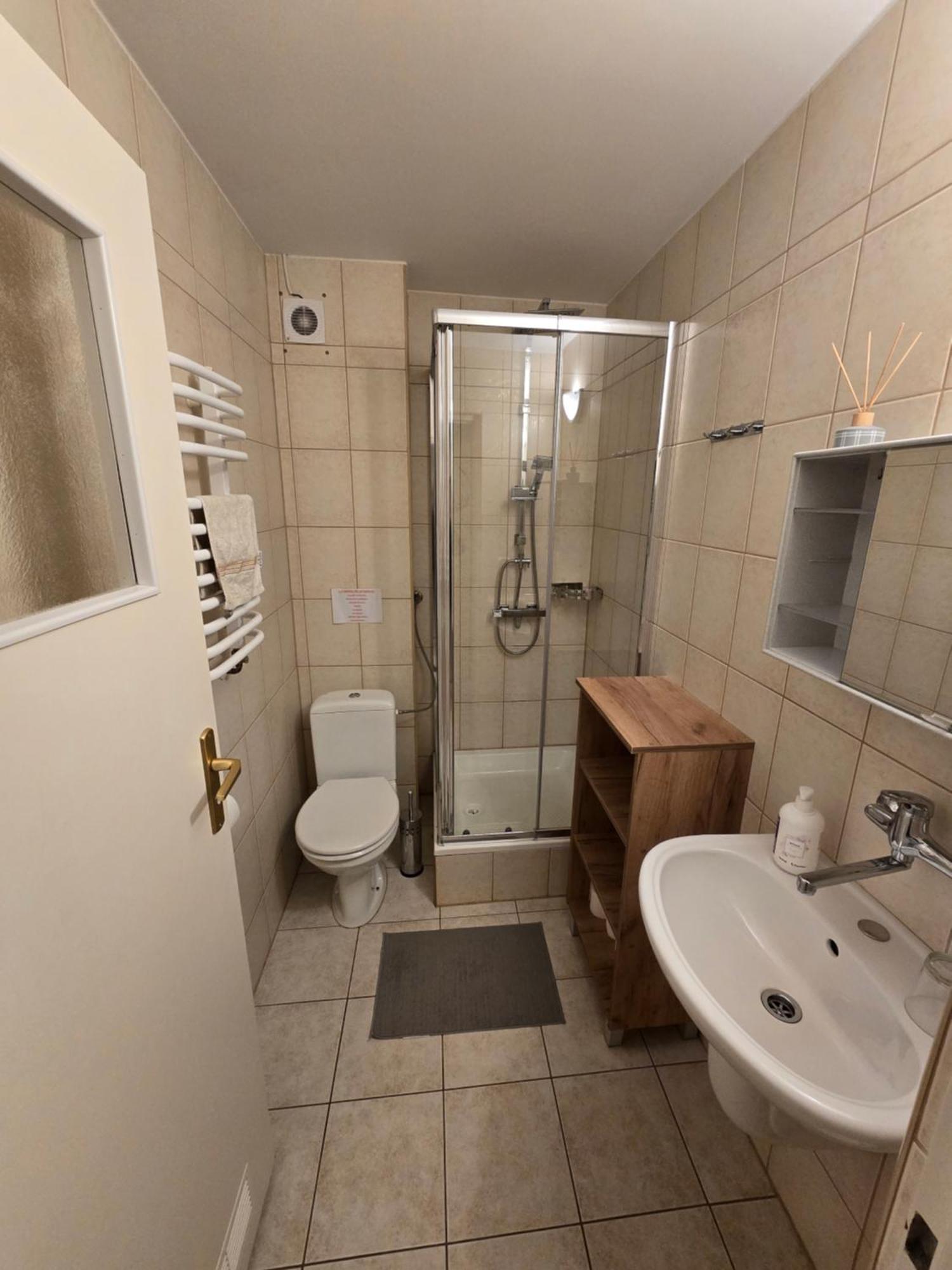 Jastrzab Appartement Ropienka Buitenkant foto