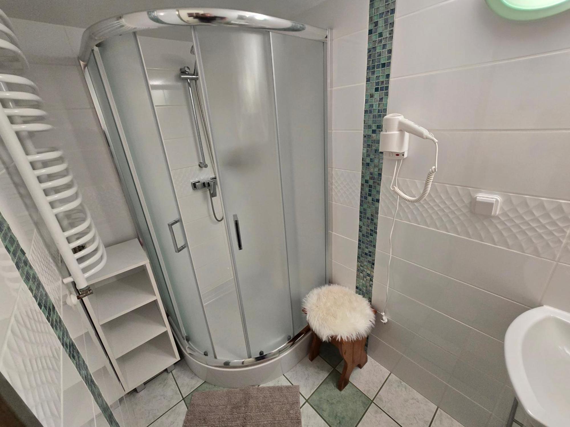 Jastrzab Appartement Ropienka Buitenkant foto