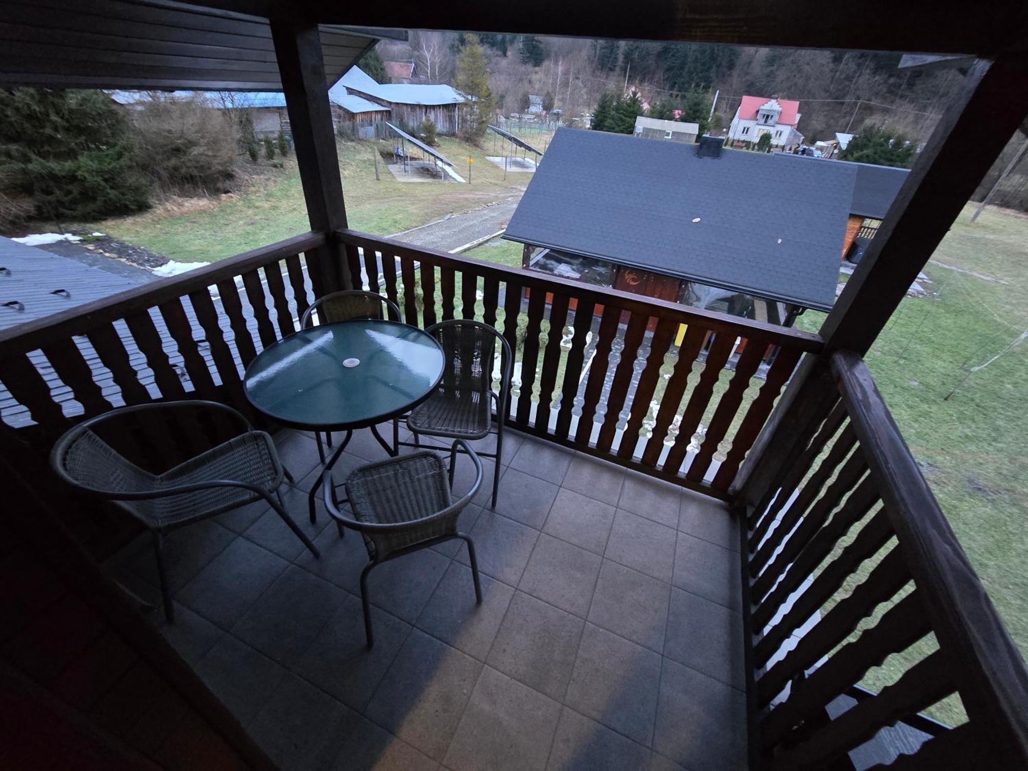 Jastrzab Appartement Ropienka Buitenkant foto